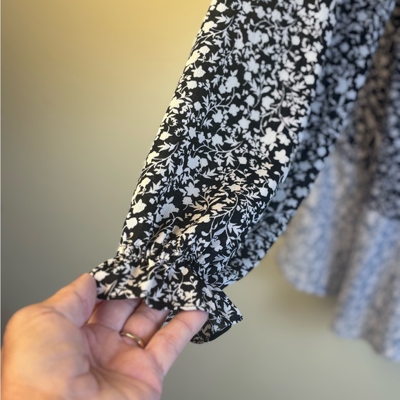 LOGO by Lori Goldstein Floral Long Sleeve Blouse Top Contrasting Panels 2X - Picture 4 of 7